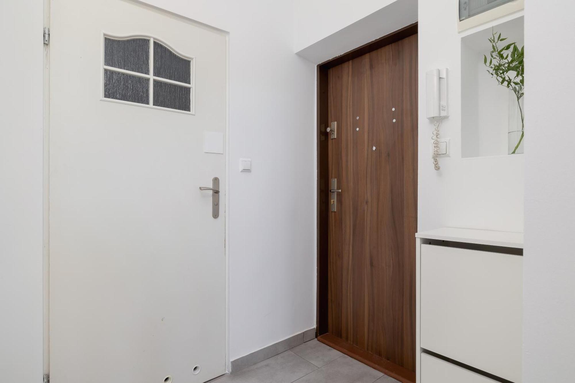 1-Bedroom Apartment - Dluga 65 Street Krakow Bagian luar foto