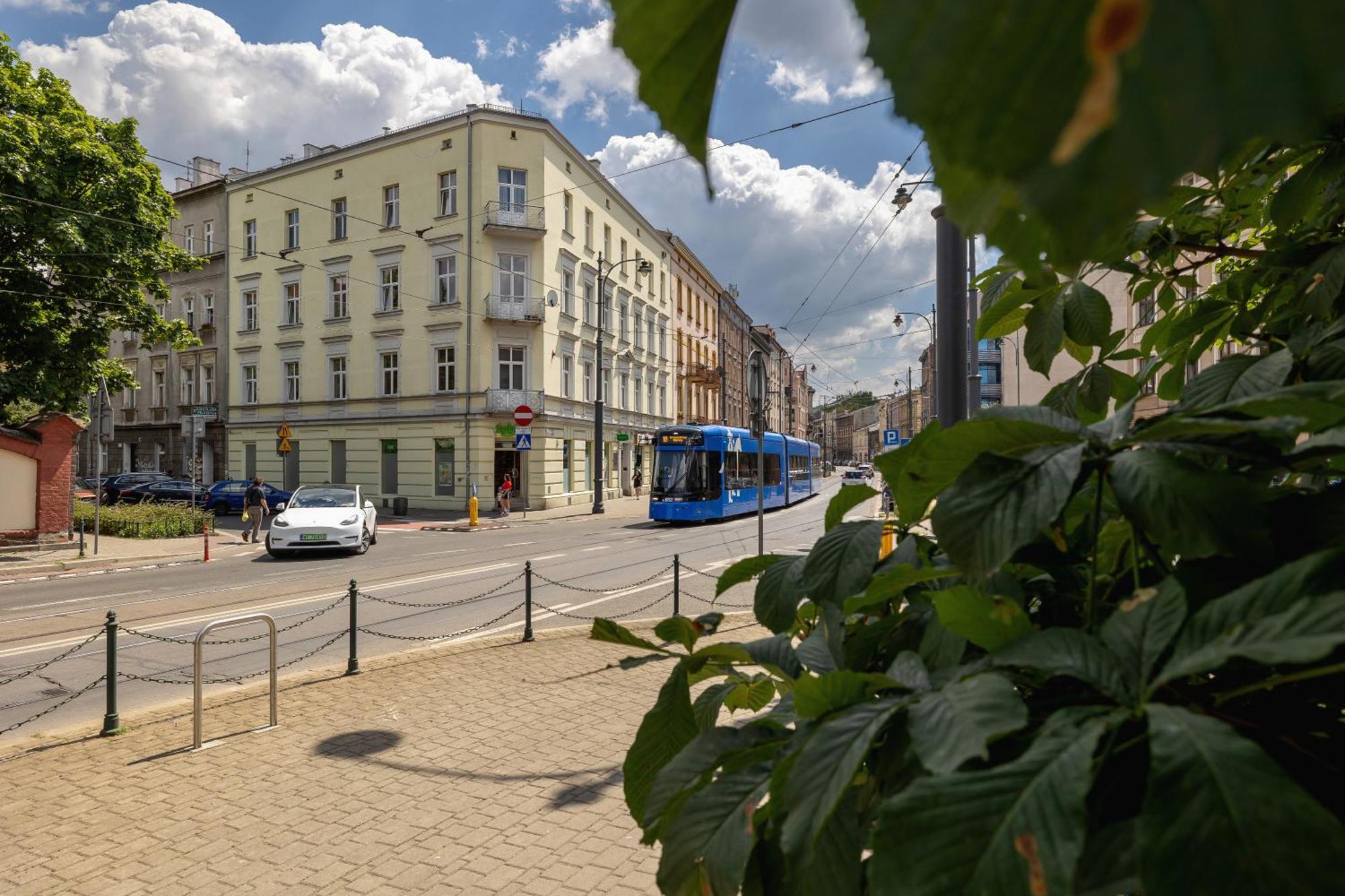 1-Bedroom Apartment - Dluga 65 Street Krakow Bagian luar foto
